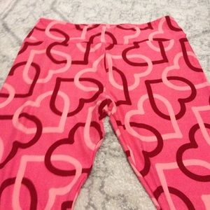 Lularoe Valentine Heart Leggings Tall & Curvy NWOT